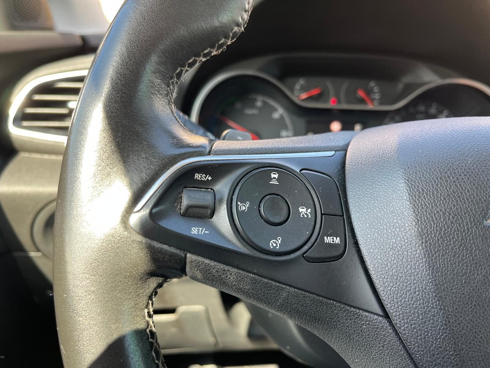 OPEL GRANDLAND X 4X4 