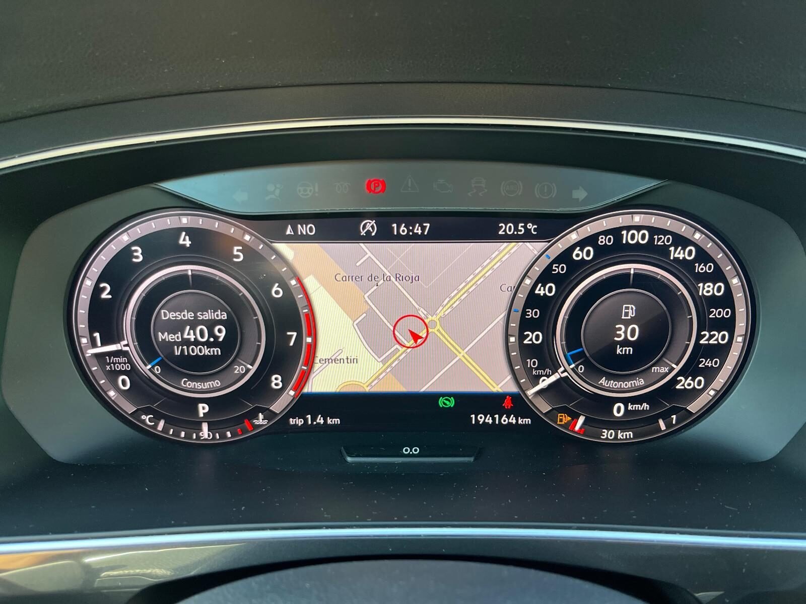 VOLKSWAGEN TIGUAN R LINE 2.0TSI SPORT