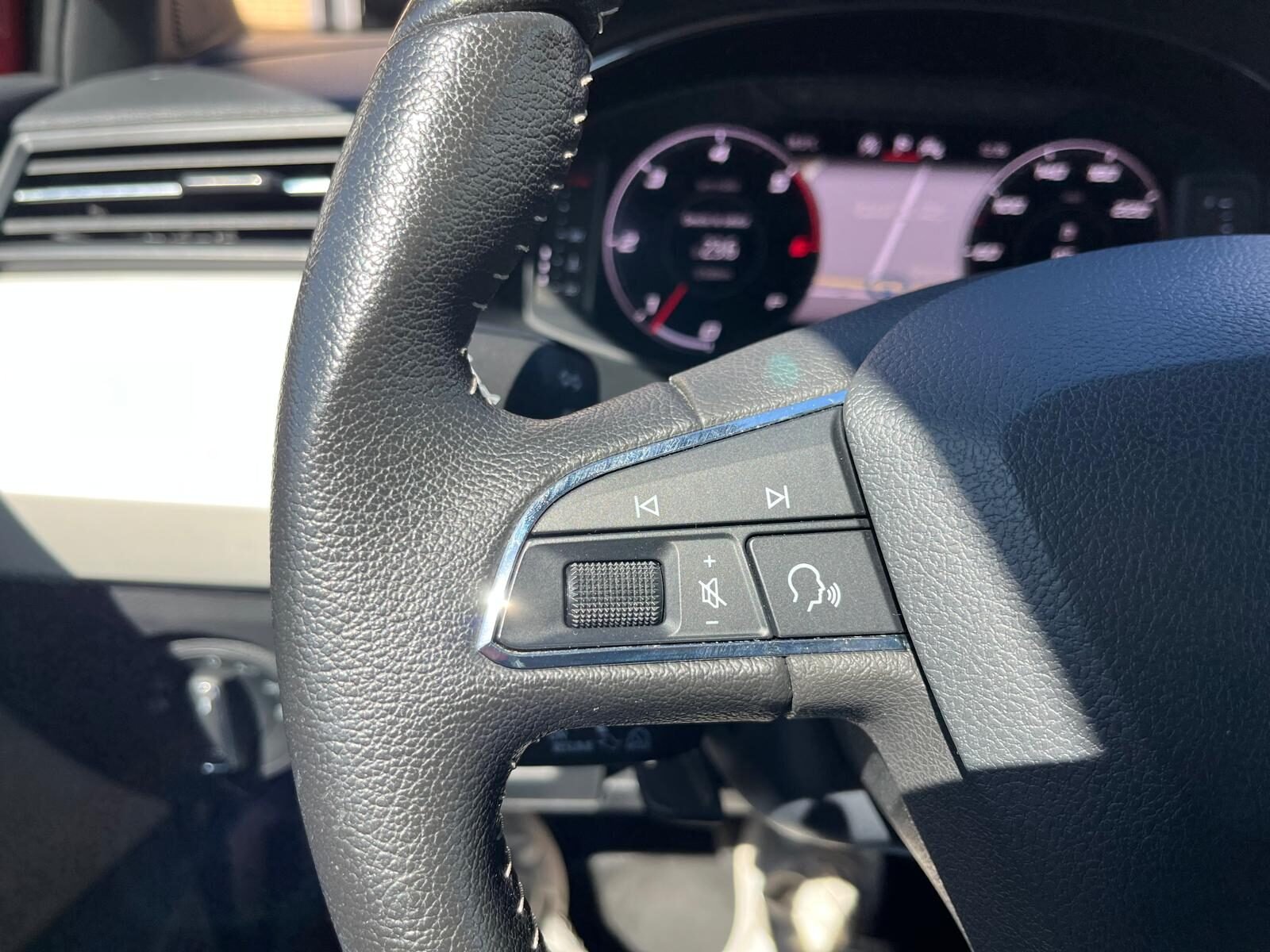 SEAT ARONA XCELLENCE DSG