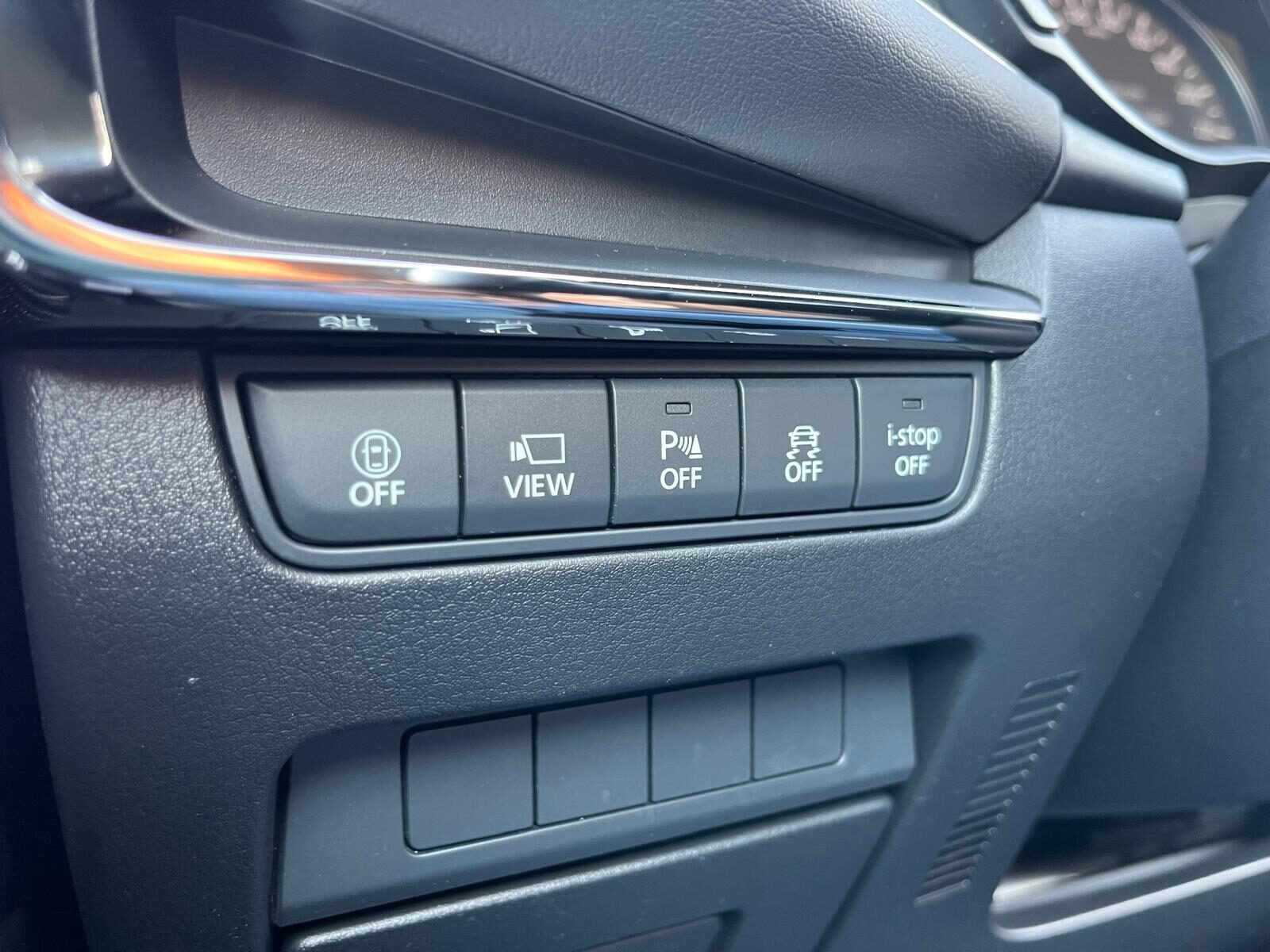MAZDA 3 ZENITH SAFETY BOSE