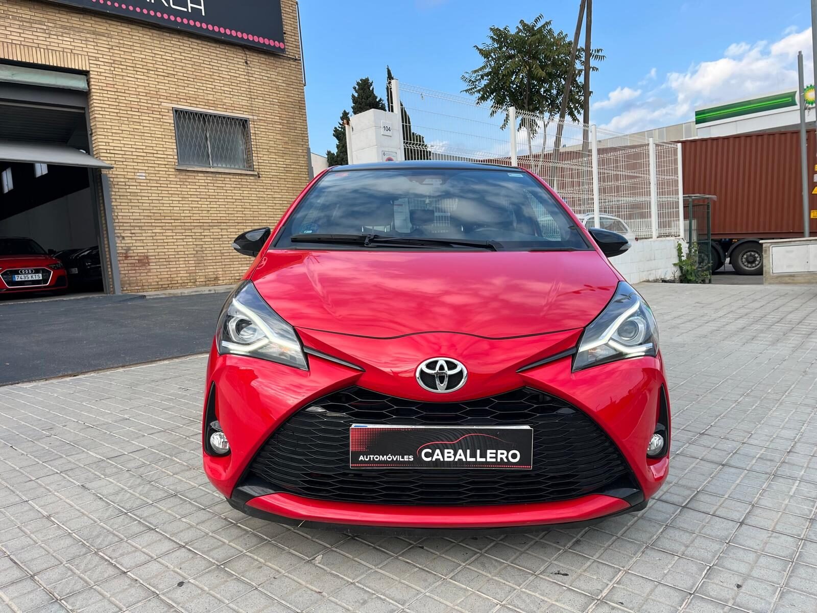 TOYOTA YARIS GR SPORT