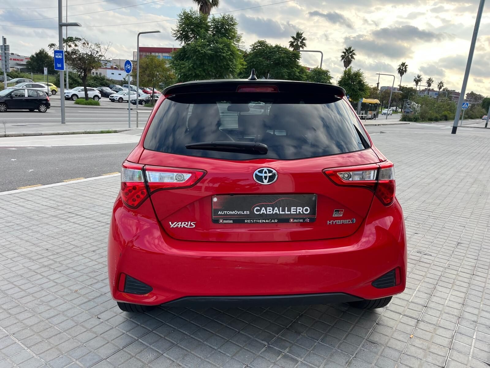TOYOTA YARIS GR SPORT