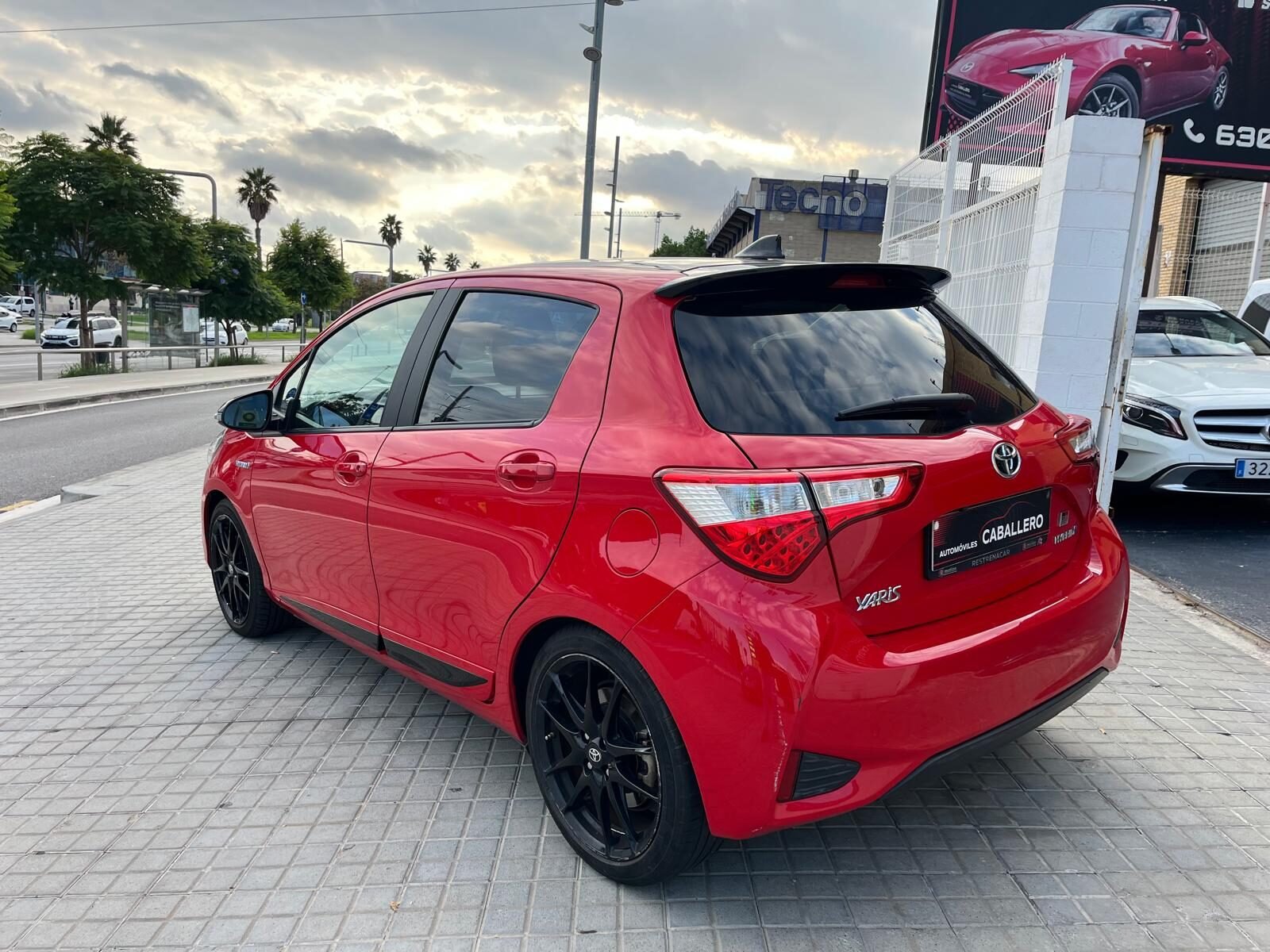 TOYOTA YARIS GR SPORT