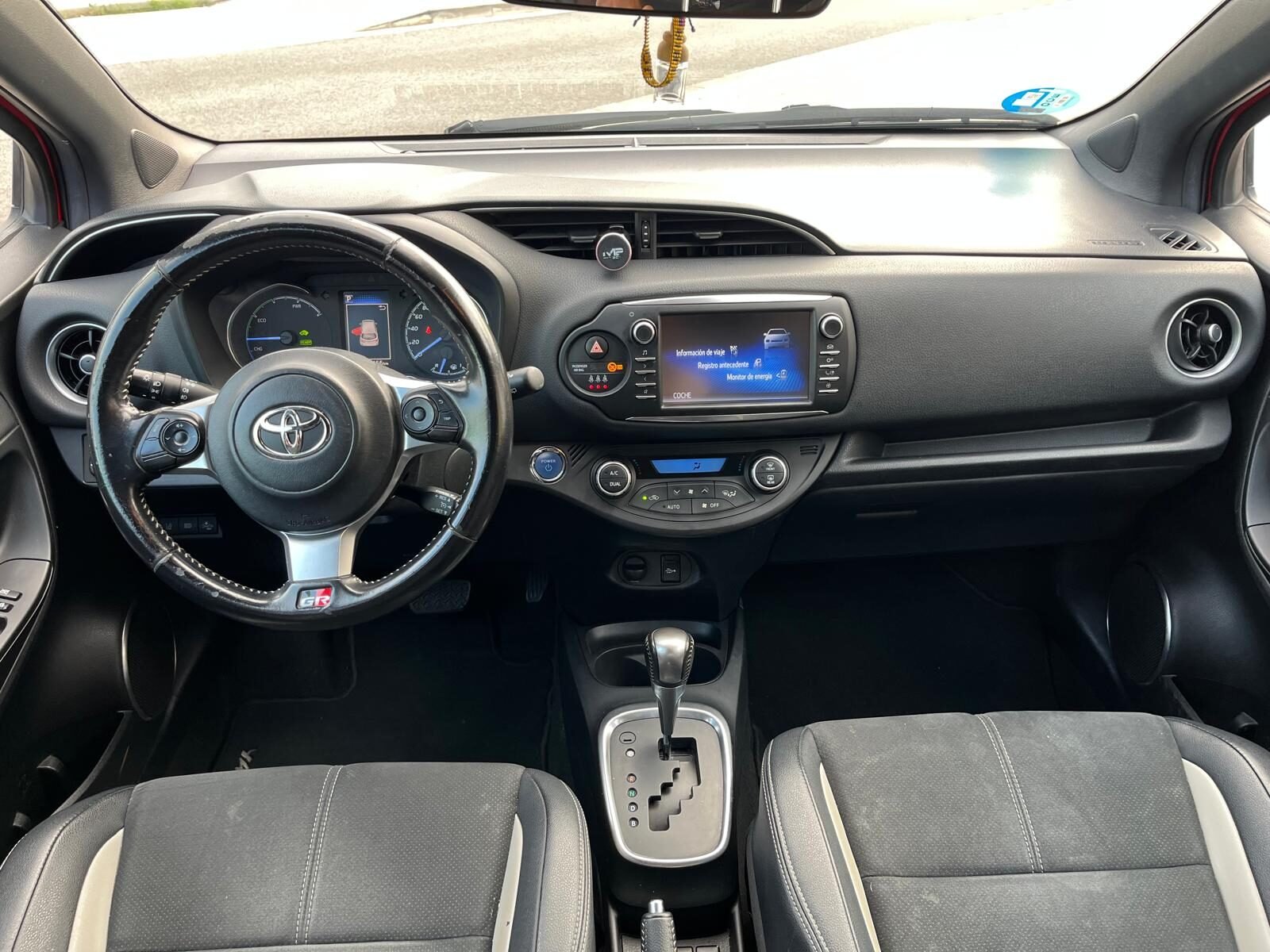 TOYOTA YARIS GR SPORT